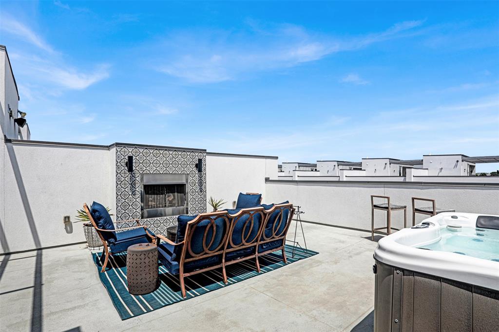 Villas on Hutton - Residential