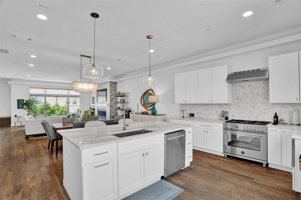 Villas on Hutton - Residential