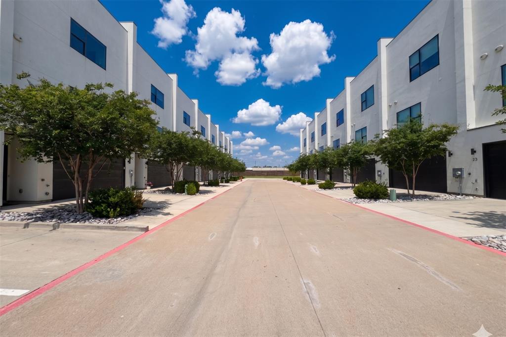 Villas on Hutton - Residential