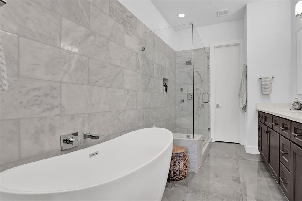 Villas on Hutton - Residential