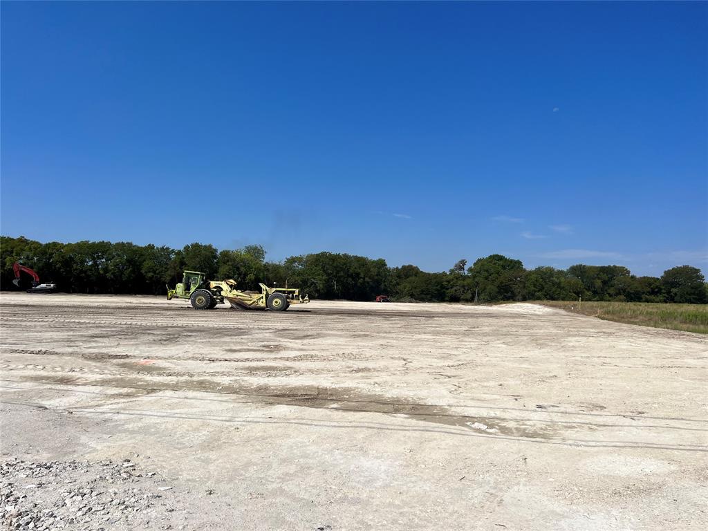 J A Throckmorton Survey - Land