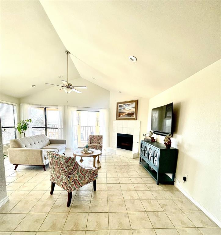 Chandlers Landing #17 - Residential