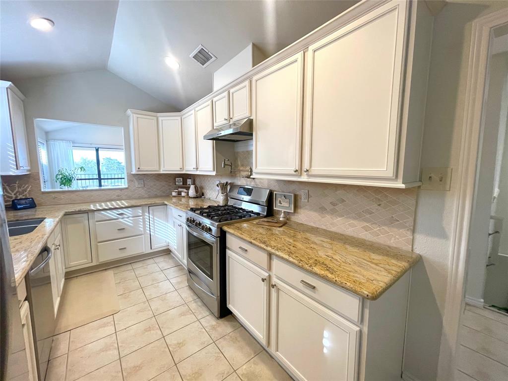 Chandlers Landing #17 - Residential