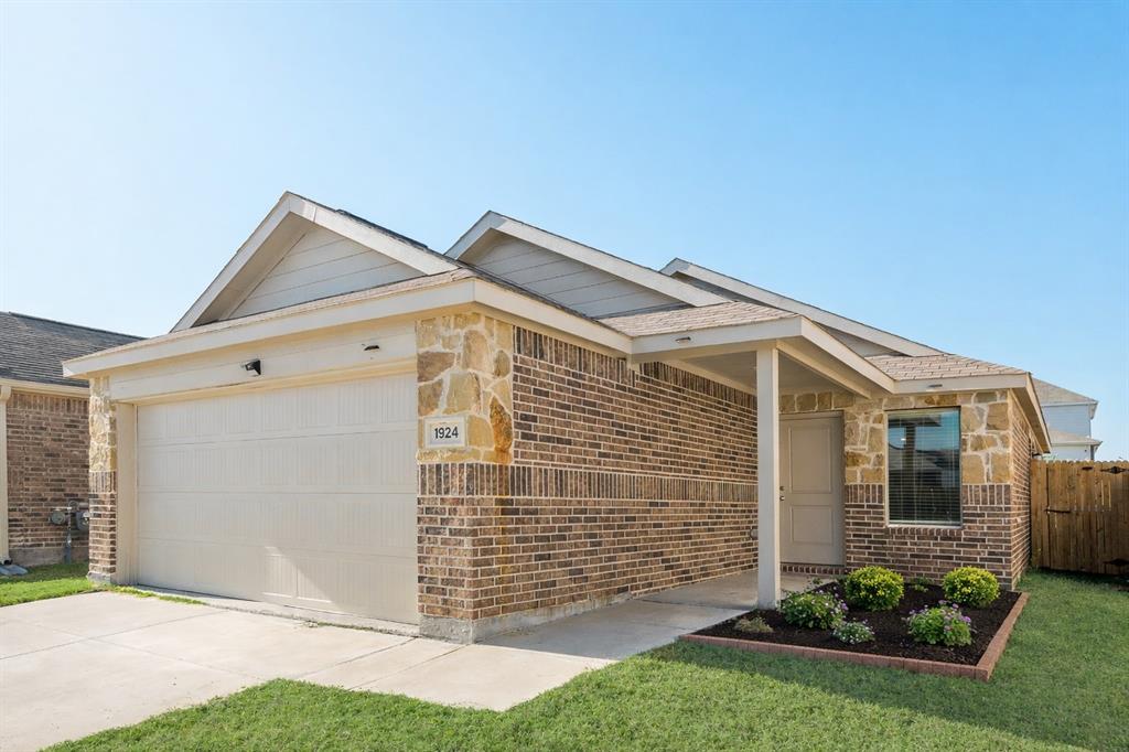 Falcon Heights Village 1 - Residential