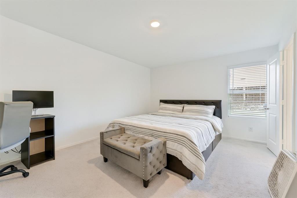 Falcon Heights Village 1 - Residential
