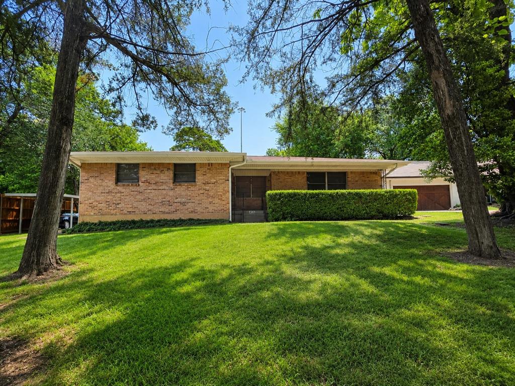 Club Oaks 01 - Residential