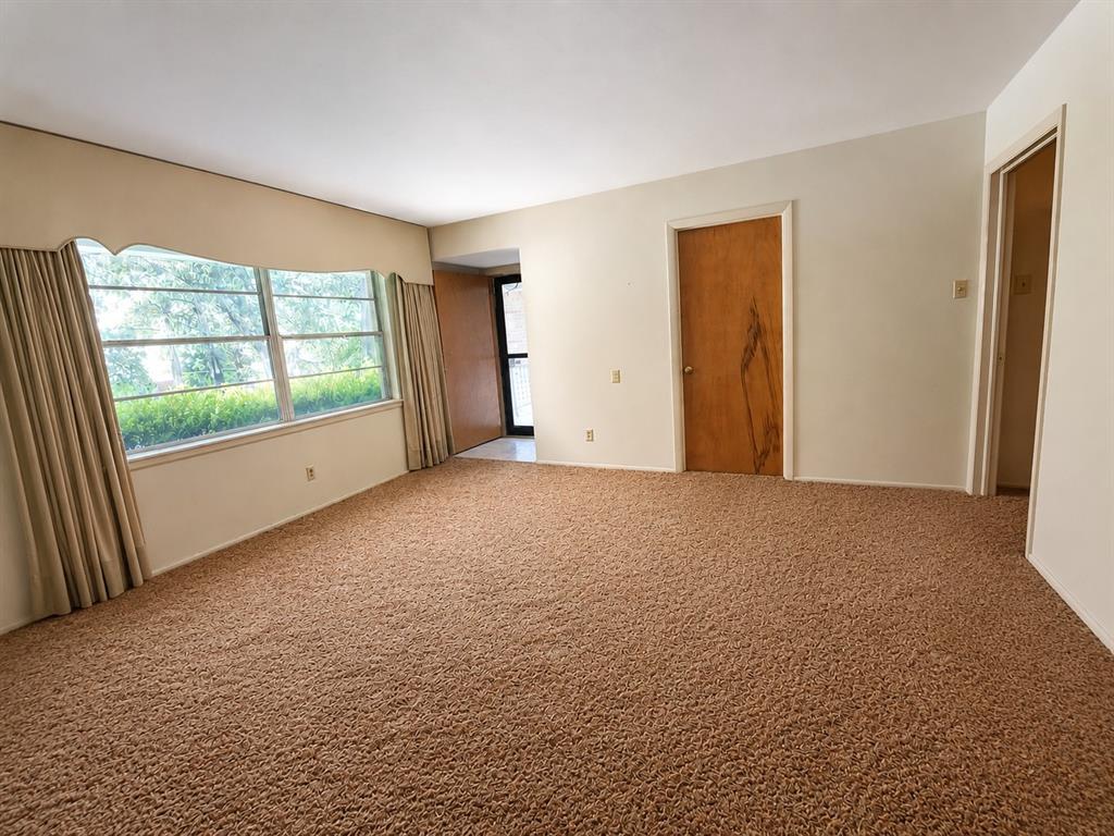 Club Oaks 01 - Residential