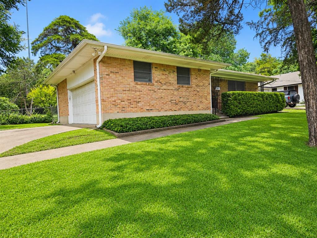 Club Oaks 01 - Residential