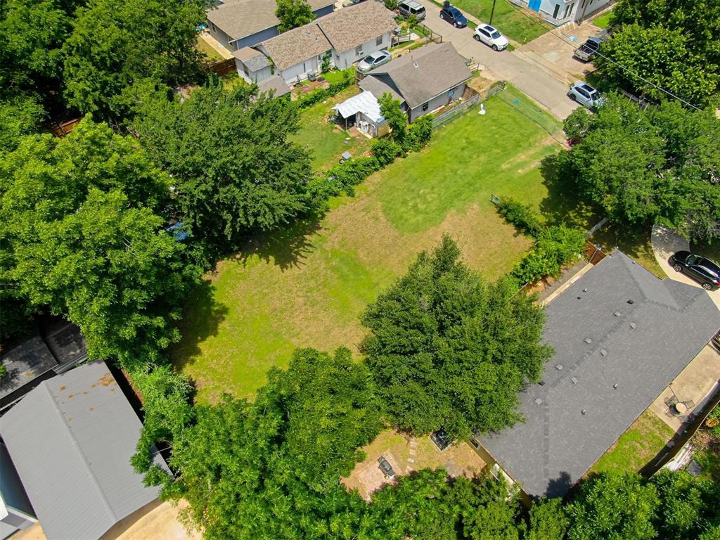 **Prime Mixed-Use Development Opportunity in Oak Cliff!**Attention developers and investors! Presenting a rare opportunity to acquire a prime piece of real estate in Oak Cliff, one of Dallas's most vibrant and rapidly growing neighborhoods. This exceptional lot is located just minutes away from the renowned Bishop Arts District, the Dallas Zoo, Wynnewood and Kessler Park, along with a variety of shopping, dining, and entertainment options at your fingertips. With numerous new developments and projects underway in the area, this parcel presents a unique chance to capitalize on a dynamic market poised for growth. The upcoming major park will enhance community appeal, making this an ideal location for families and individuals seeking an urban lifestyle. In Dallas, a mixed-use lot allows for a blend of residential, commercial, and office spaces within a single development, creating an environment that allows for livability and convenience. Build as high up as you want allowing a limitless multi-family to be built with downtown skyline views! This flexibility opens up a world of possibilities for an innovative development that meets the needs of the community. Don’t miss the chance to invest in the future of Oak Cliff!