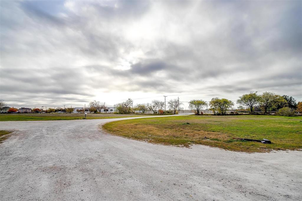 Tract 2, Abstract 932, John H Lucas Survey, Crowle - Land