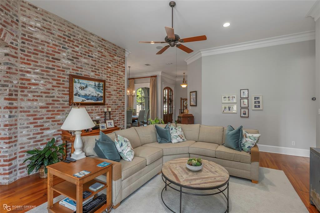 Oak Alley - Residential