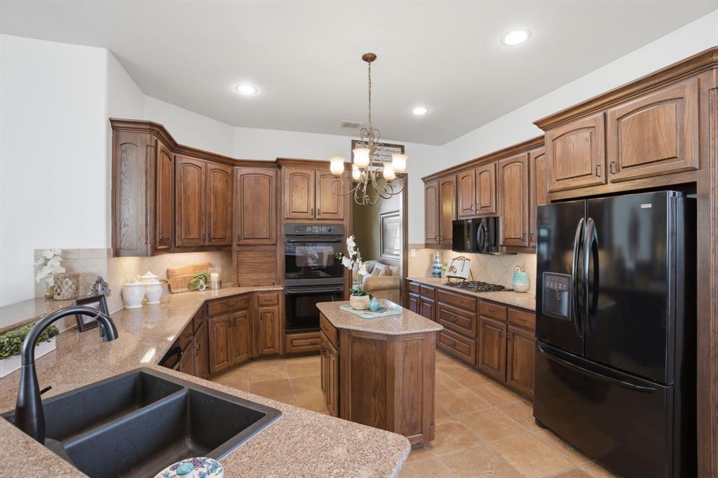 Wichita Chase Ph Four - Residential