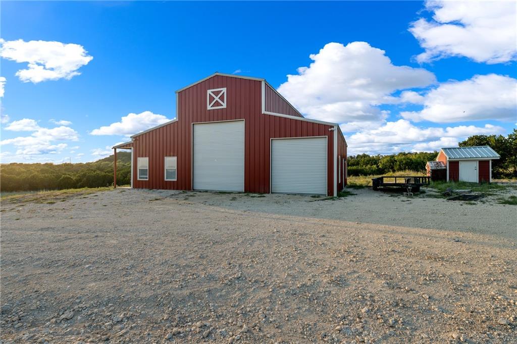 Hussard - Farm