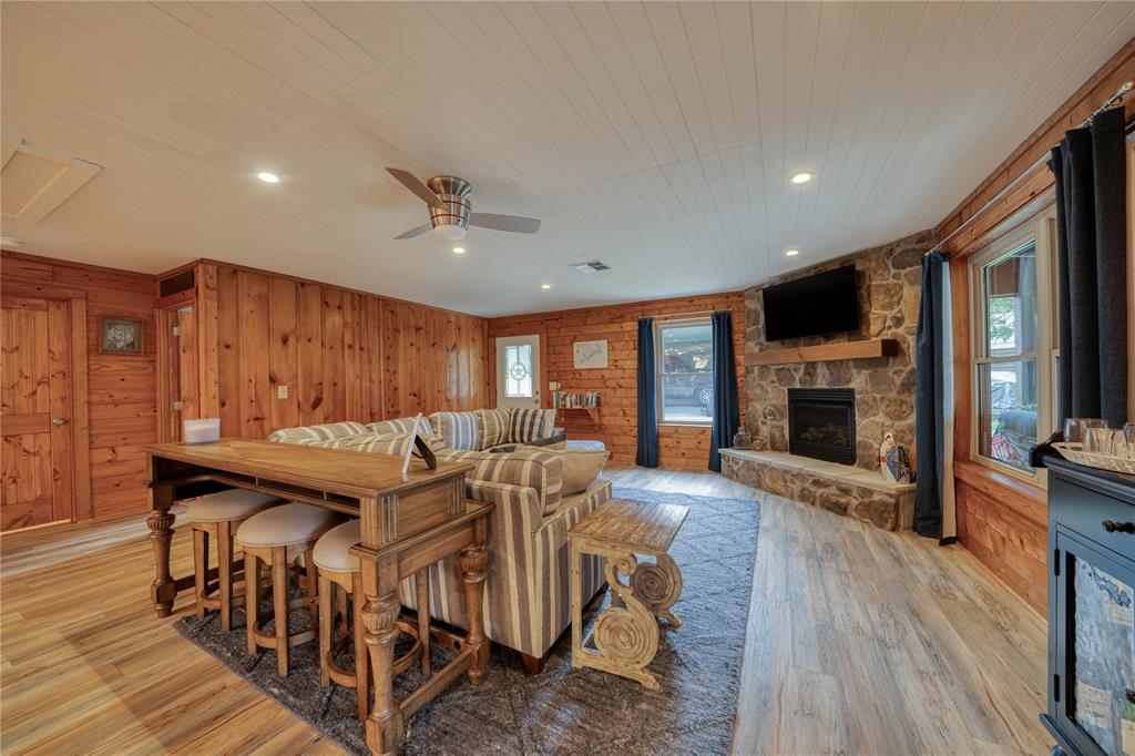 Hills Point - Residential