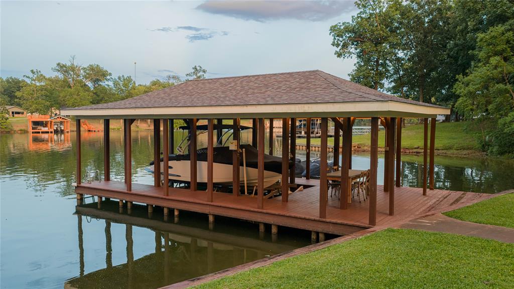 Hills Point - Residential