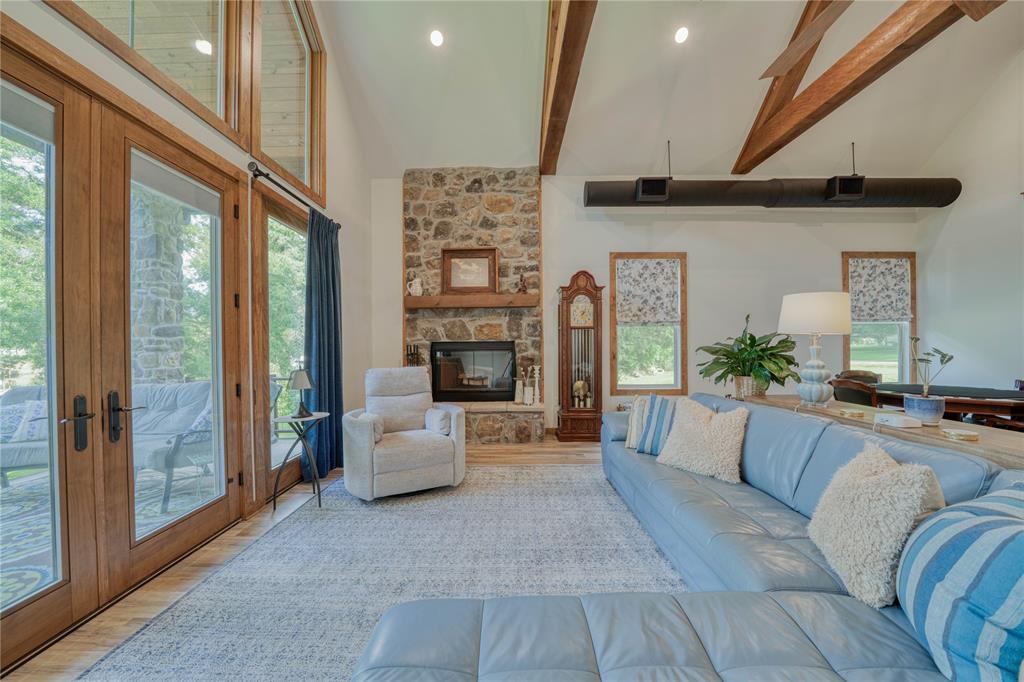 Hills Point - Residential