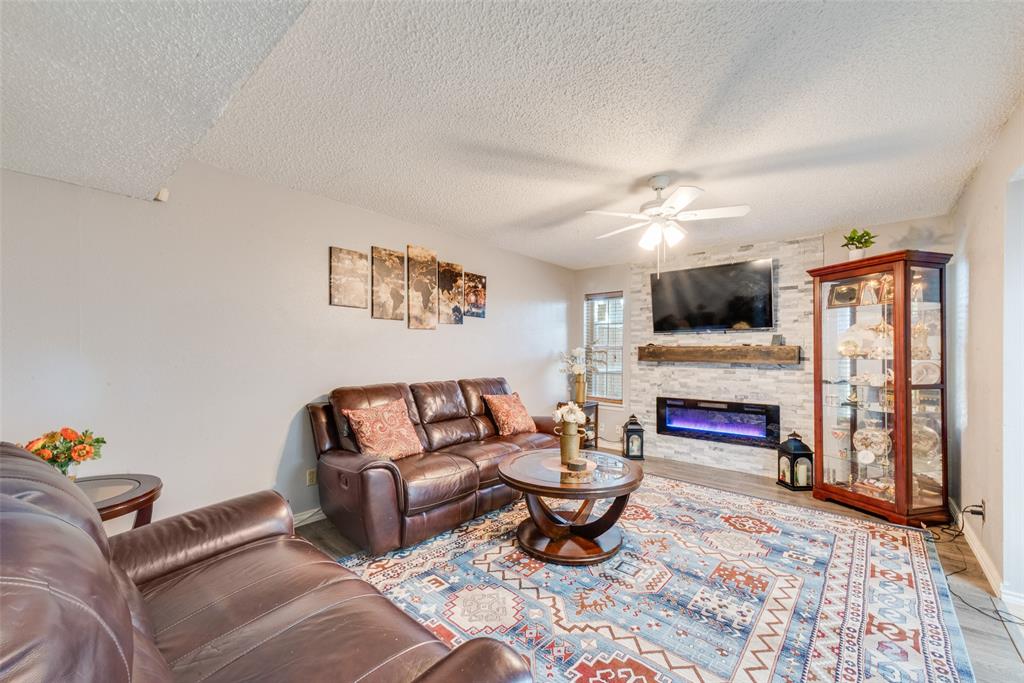 Woodhaven Twnhse Rev - Residential
