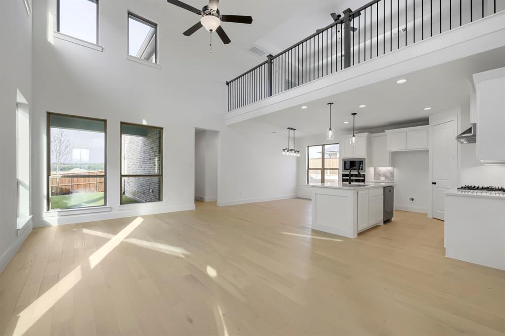 Ventana - Residential