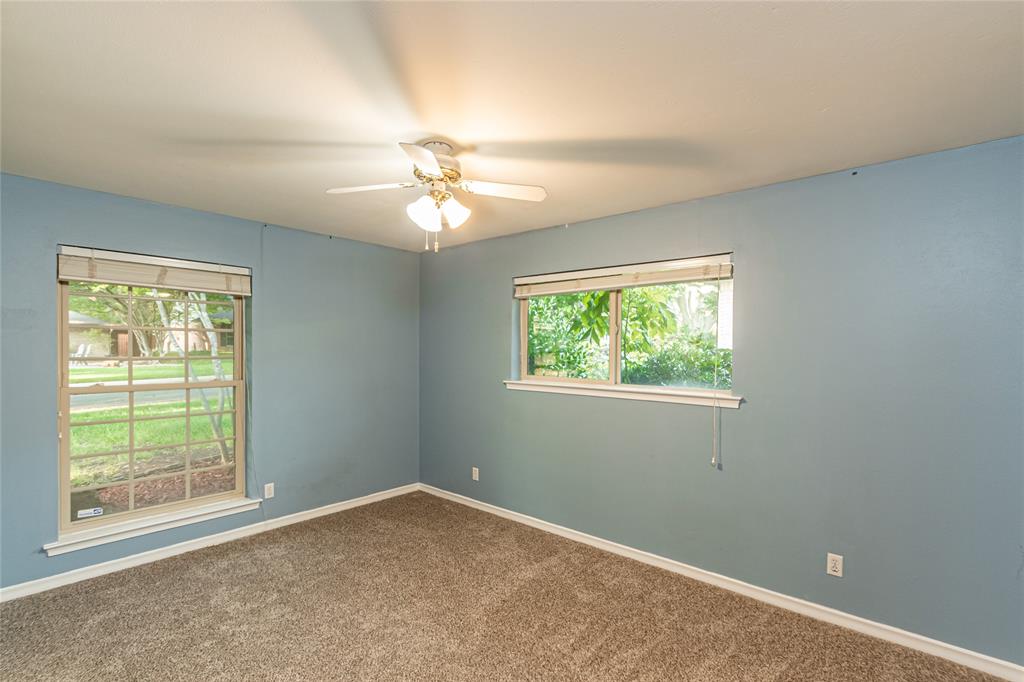 ROYAL RIDGE ADDN - Residential Lease