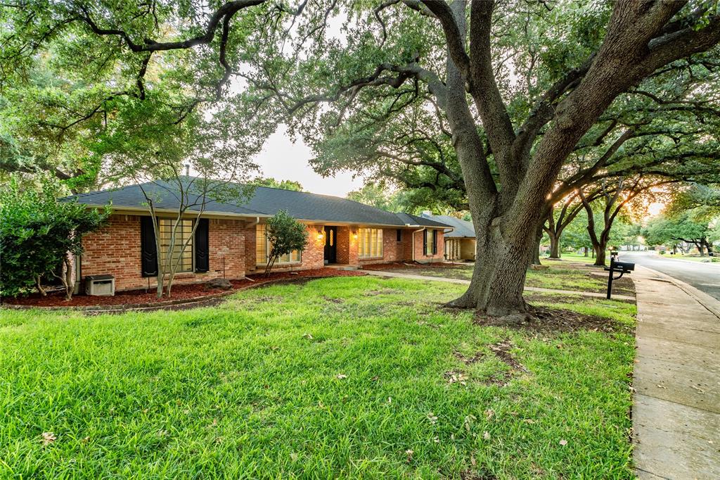 ROYAL RIDGE ADDN - Residential Lease