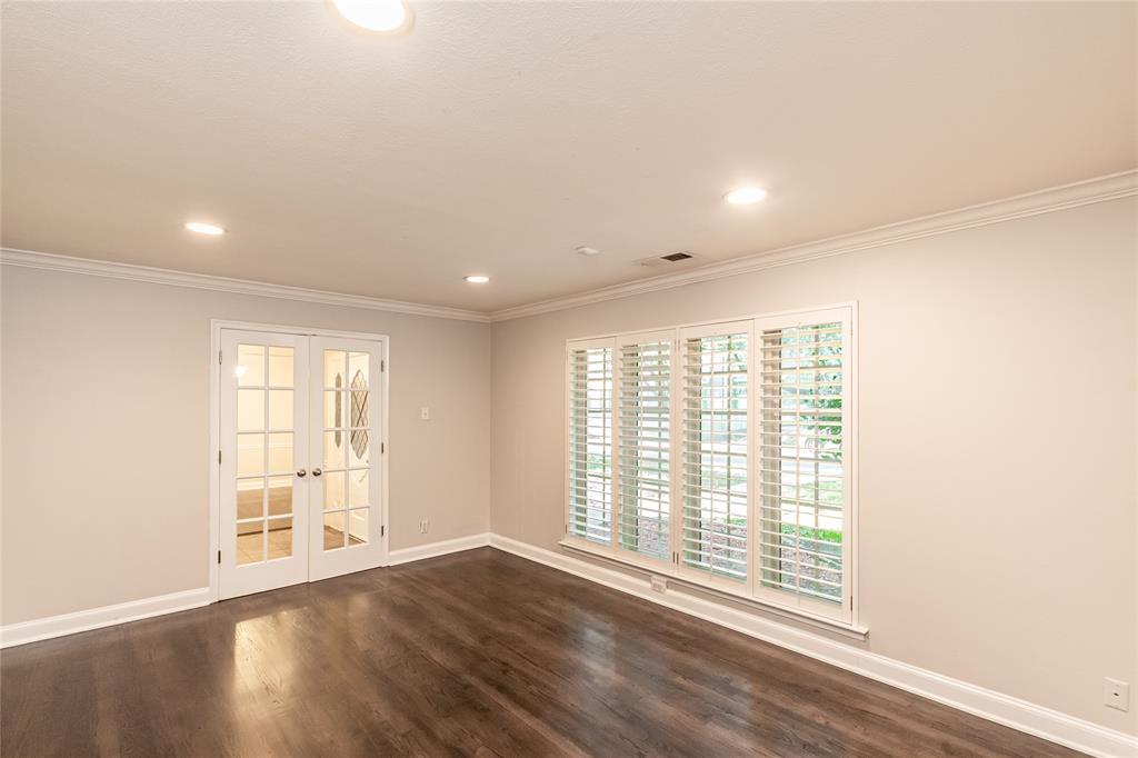 ROYAL RIDGE ADDN - Residential Lease