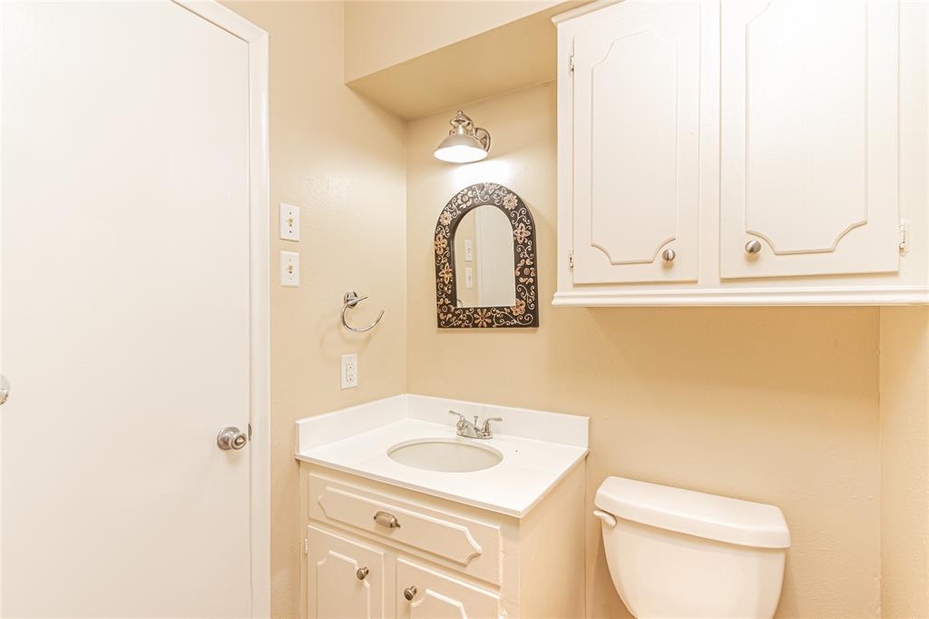 ROYAL RIDGE ADDN - Residential Lease