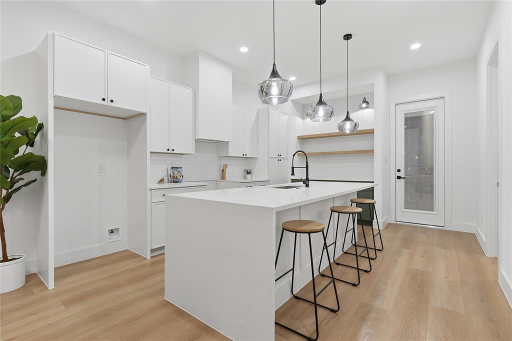 Irwins Alex M - Residential