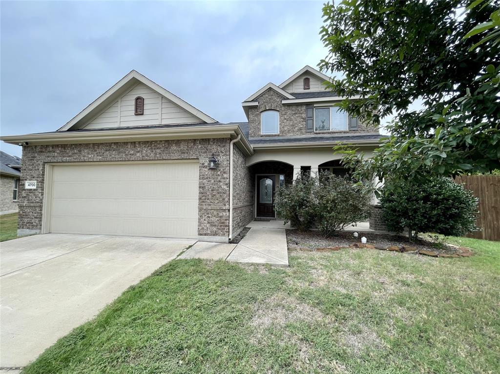 Immerse yourself in the charm of this 4-bed, 3.5-bath home within a gated community. The luminous family room seamlessly connects to the kitchen. The master suite, providing privacy, is conveniently located downstairs with dual sinks and a garden tub. Upstairs, discover three additional bedrooms and a generous game room. Take in the mesmerizing lake views from the deck. Tucked away in a tranquil cul-de-sac, this property ensures privacy and offers a direct path to a secluded cove on Corps of Engineers land. Outdoor amenities include a firepit, lake view, and a wooded green belt. Community perks encompass a swimming pool, and lawn mowing is included in rent. Tailored for families and water enthusiasts, this lakeside retreat is awaiting your presence. Explore it on YouTube using the provided address.