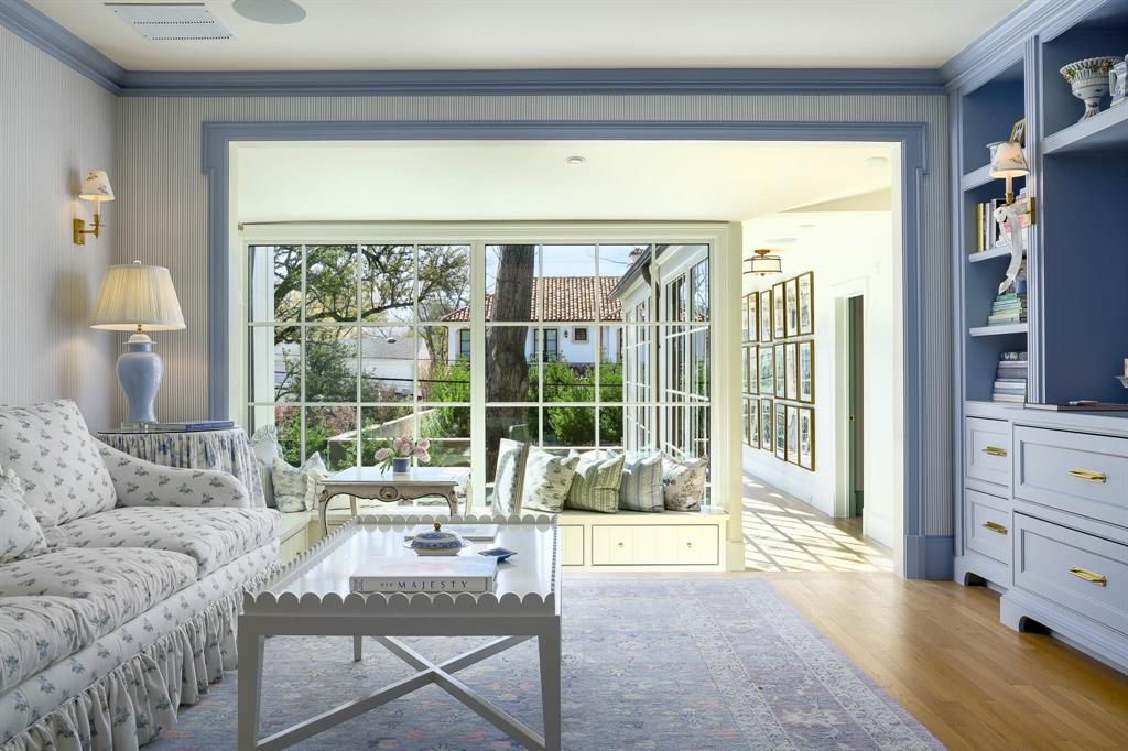 Highland Park West 8th Instl - Residential