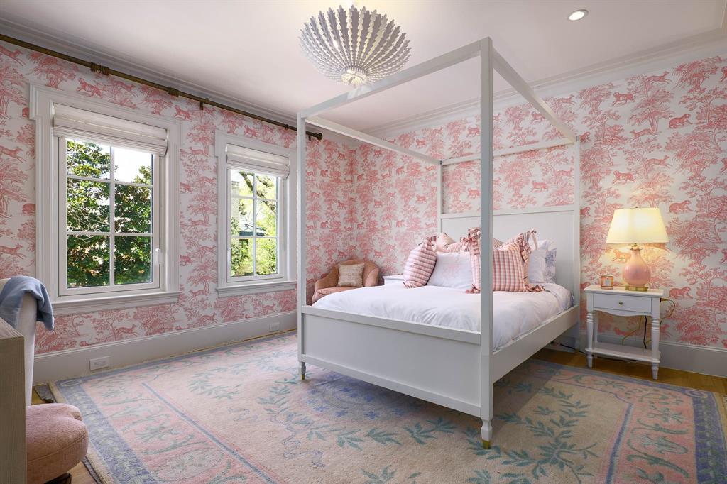 Highland Park West 8th Instl - Residential