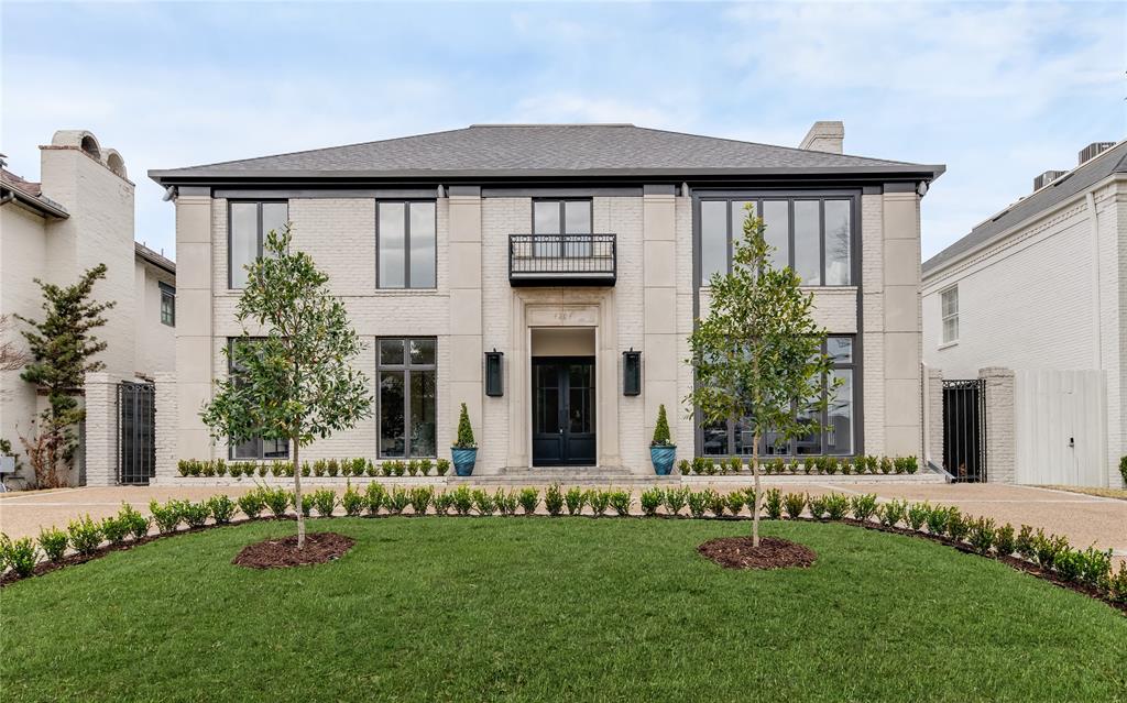 Freshly redesigned and reimagined, this stunner on Stanhope is one you won't want to miss! Upon entrance, the foyer is flanked by the study and formal dining, and directly leads into the open-concept kitchen and living room. The kitchen boasts an oversized island, SubZero appliances, and breakfast nook. Upstairs you'll find all 4 bedrooms, an exercise room, and the utility room. The primary bathroom features oversized dual vanities, while the primary closet features an oversized island. The palette of this home is neutral and agreeable, with an abundance of natural light flowing throughout.