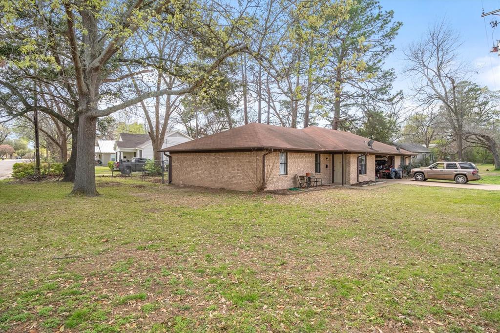 Mineola Townsites - Residential Income