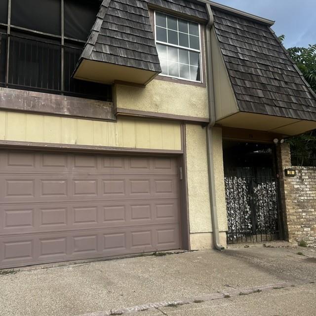 Spacious investor type property with good bones.  Previous owner's remodel was paused giving you an opportunity to finish out to your liking.  Great location with good rental demand.  Attached 2 car garage.  A diamond in the rough!