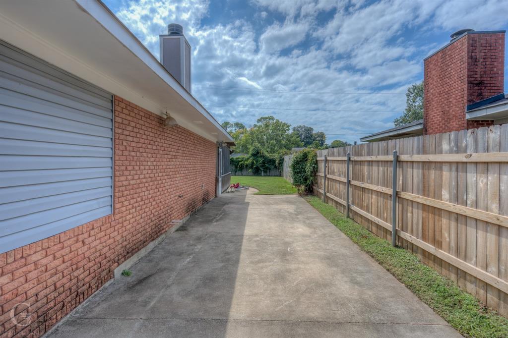 Levins Broadmoor Terrace Sub - Residential