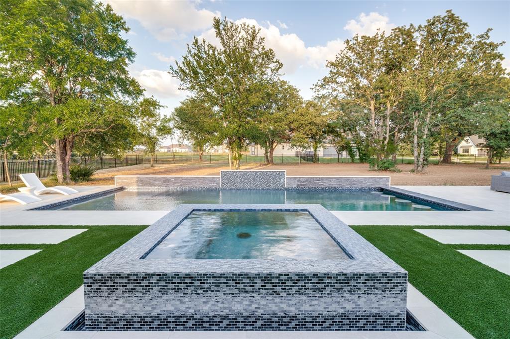 Windsor Spgs - Residential