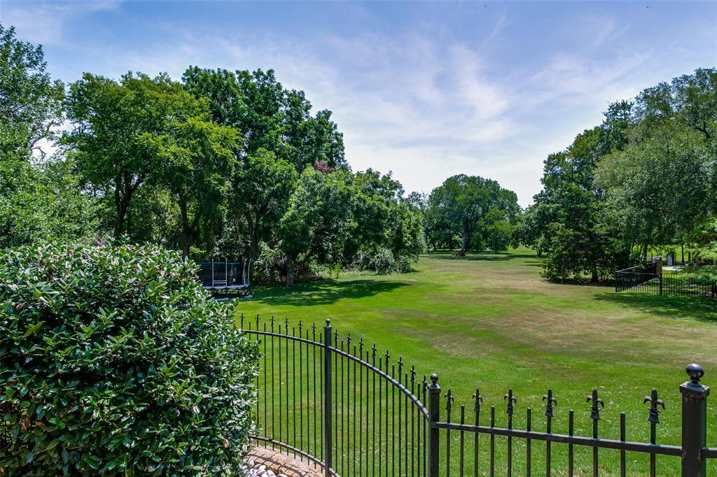 MONTICELLO ADDITION-SOUTHLAKE BLOCK 3 LOT 11 - Residential