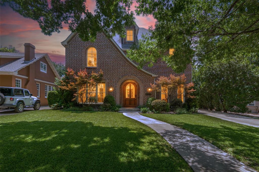 Munger Place - Residential