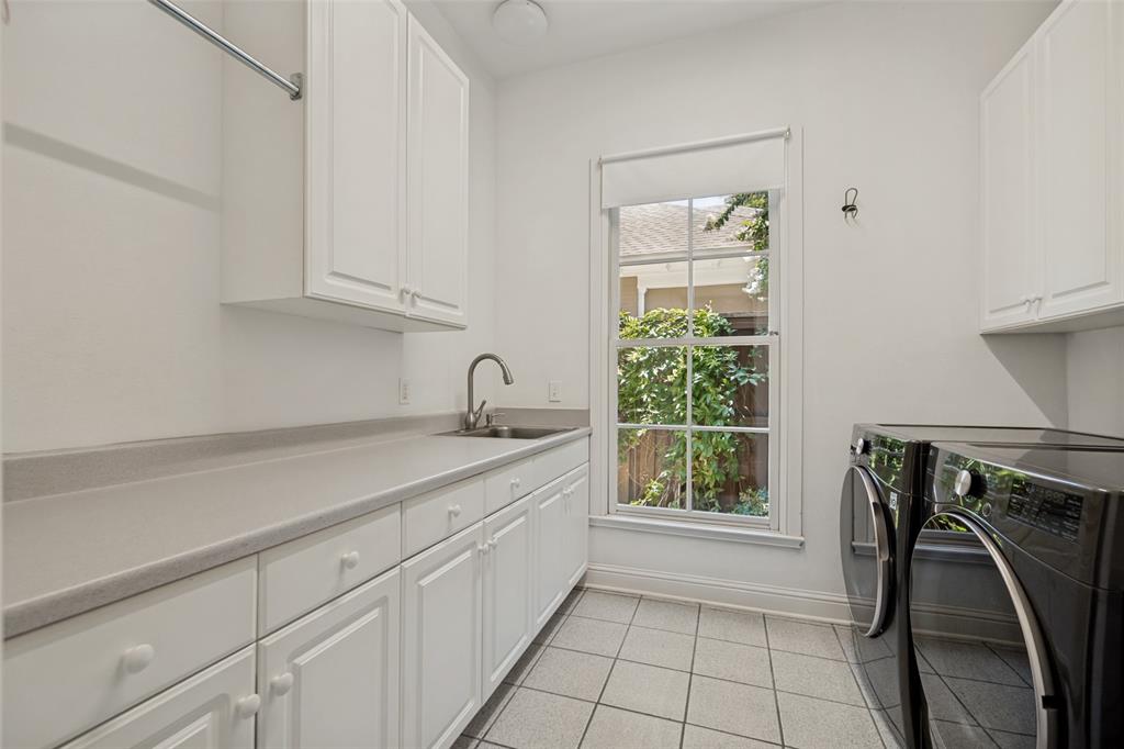 Munger Place - Residential