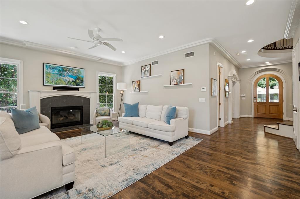 Munger Place - Residential