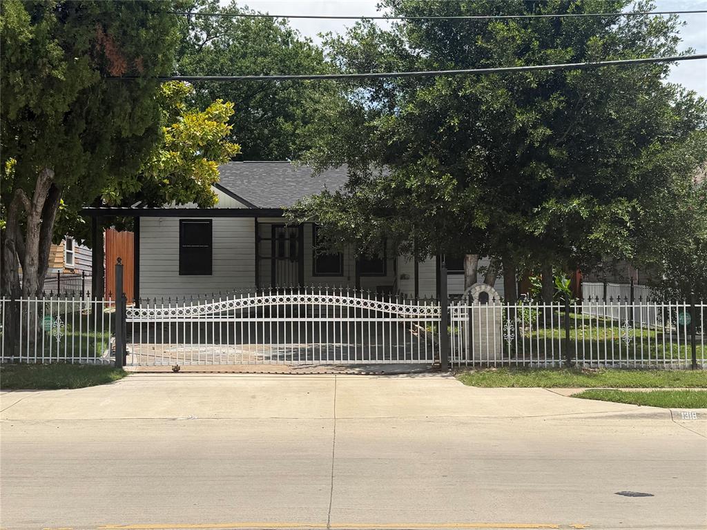 Discover this delightful 3-bedroom, 1-bath home in the heart of Dallas, TX, designed for those who appreciate comfort and convenience. This residence offers a perfect blend of classic charm. With its welcoming ambience, it's ready to be made your very own urban retreat. Step inside to find a warm and inviting living space filled with natural light. The open floor plan seamlessly connects the living room to a cozy dining area, creating an ideal space for both relaxation and entertaining.The three bedrooms provide comfort and a cozy feel. The shared bath has been thoughtfully updated, featuring sleek fixtures and finishes. Outside, the property continues to impress with a generous backyard that offers endless possibilities for outdoor activities, gardening, or simply basking in the Texas sunshine. Though there is no garage, there is covered carport big enough for two vehicles. Situated in a vibrant Dallas neighborhood, this home enjoys proximity to local shops, dining, and entertainment venues, as well as easy access to major highways for seamless commuting. Whether you're taking a stroll through nearby parks or exploring the lively local community, this property places all the best of Dallas right at your doorstep. Dallas Zoo is just a mile away. Experience the perfect blend of convenience and personal comfort perfect for a starter home. Must see to appreciate.