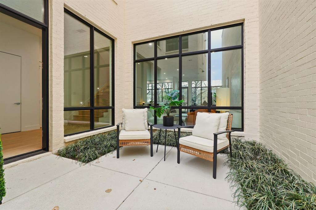Kessler West Townhomes - Residential