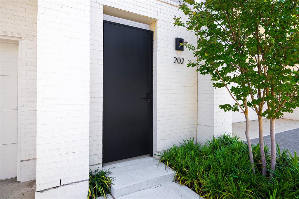 Kessler West Townhomes - Residential