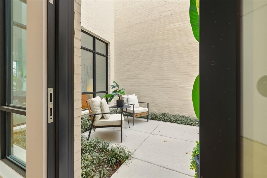 Kessler West Townhomes - Residential