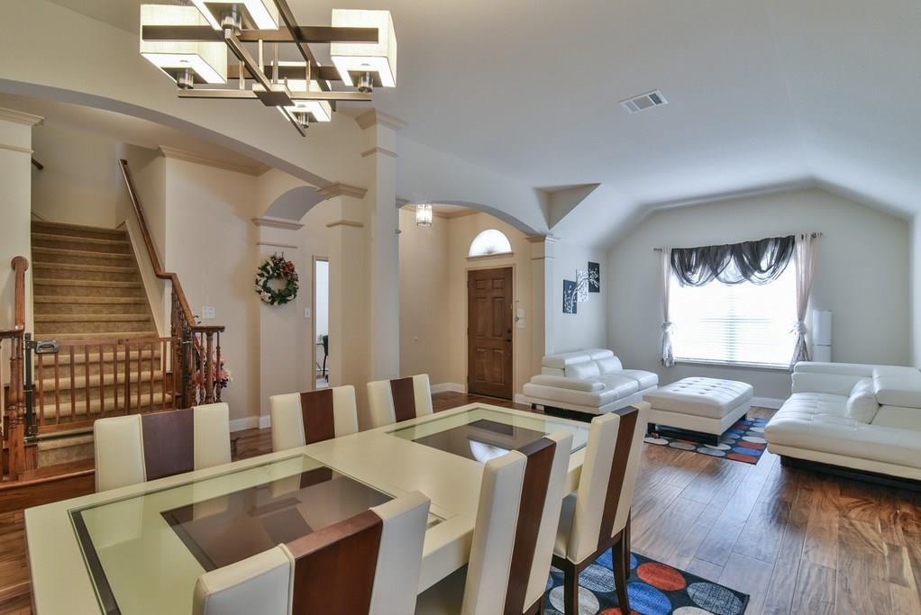 Foxwood Glen - Residential