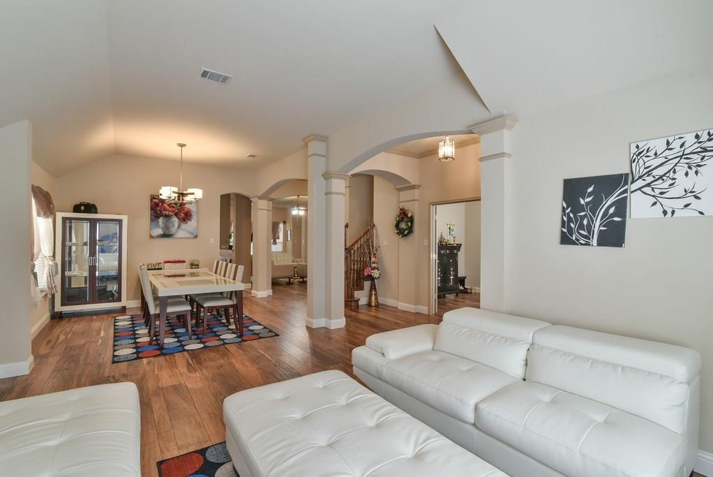 Foxwood Glen - Residential
