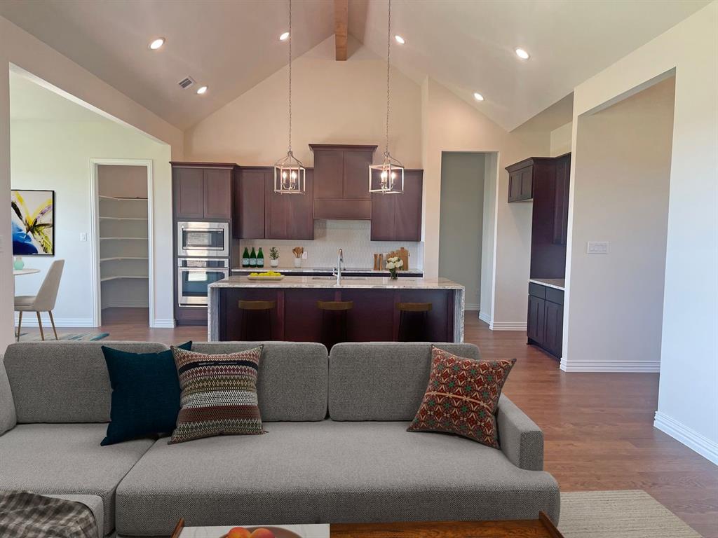 Ranch-Stone Hill - Residential