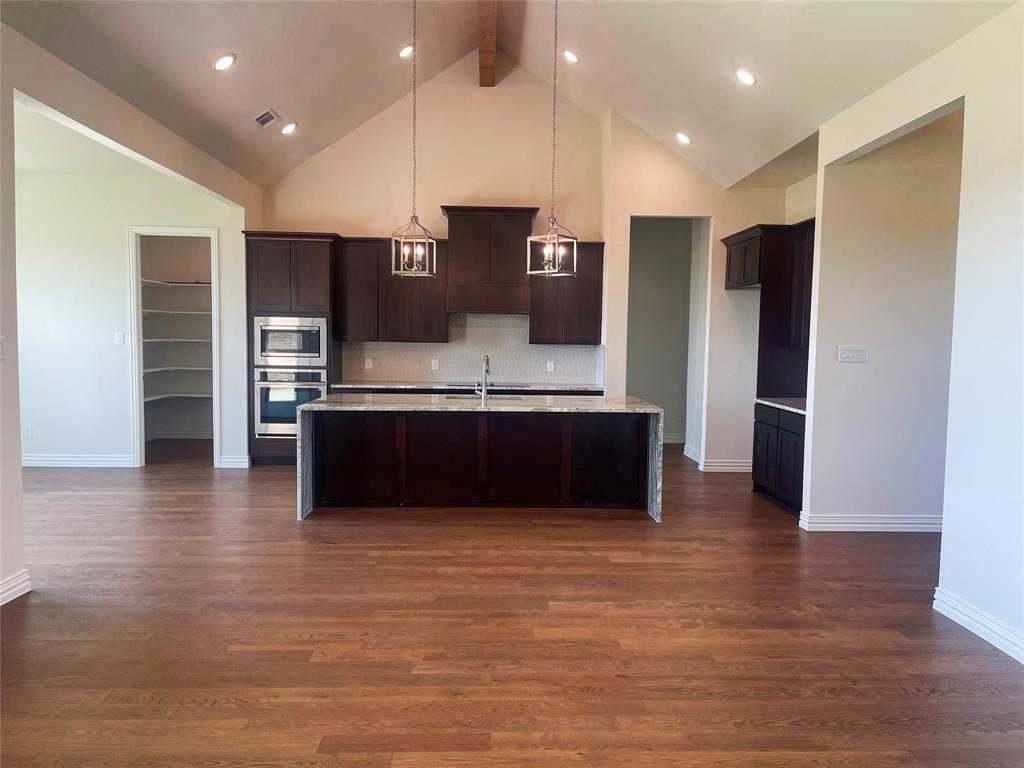 Ranch-Stone Hill - Residential