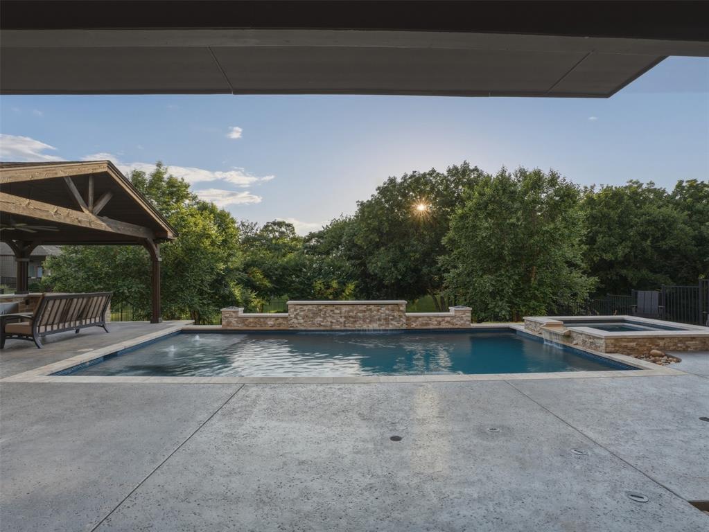Lake Pointe - Residential