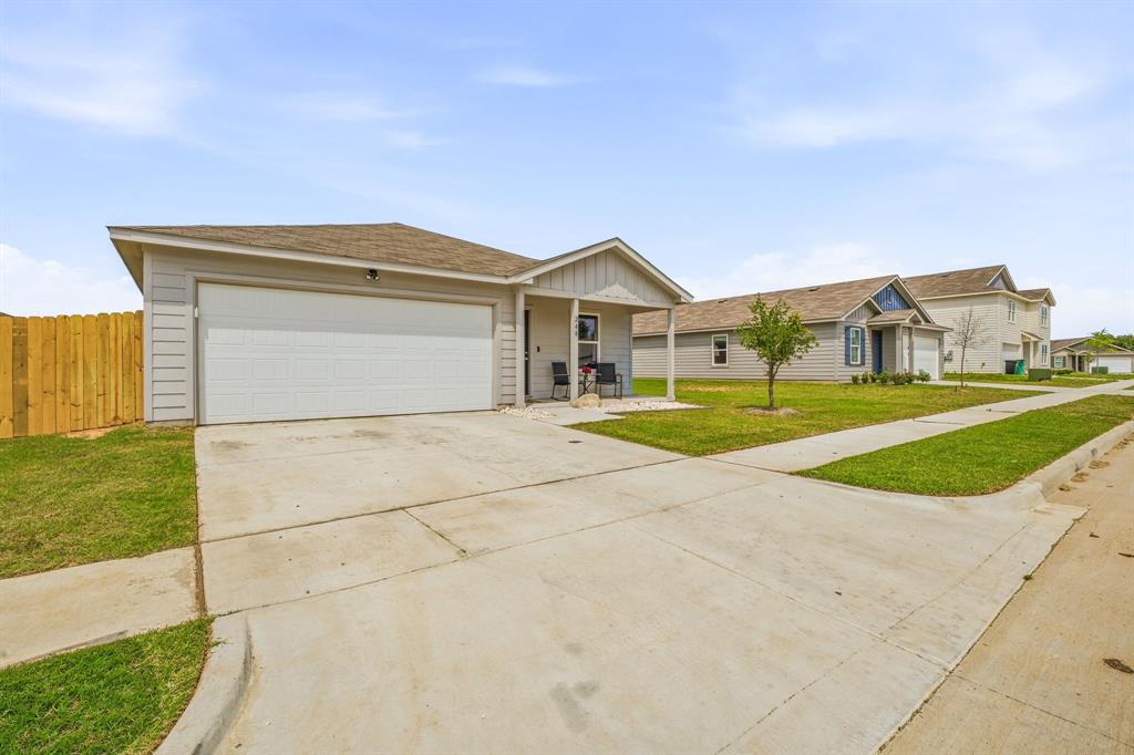 Tolar Oaks - Residential