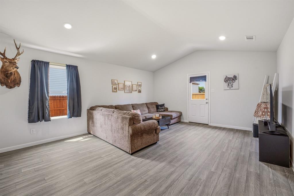 Tolar Oaks - Residential